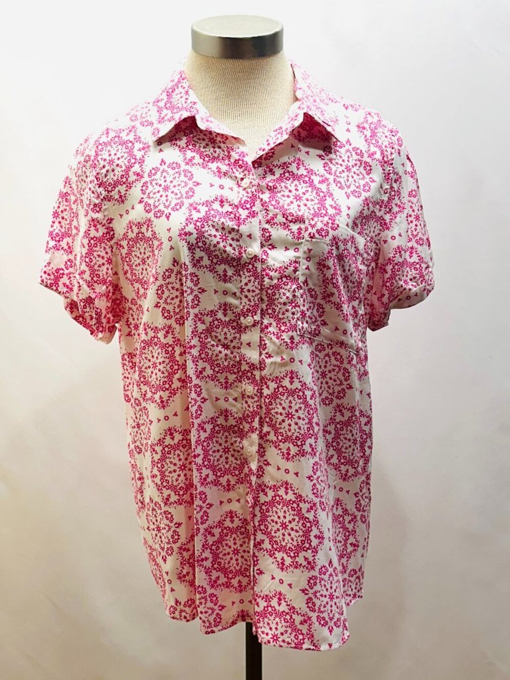 NWT CROFT&BARROW Women Short Sleeve Button Down Collared Floral Shirt Size Large